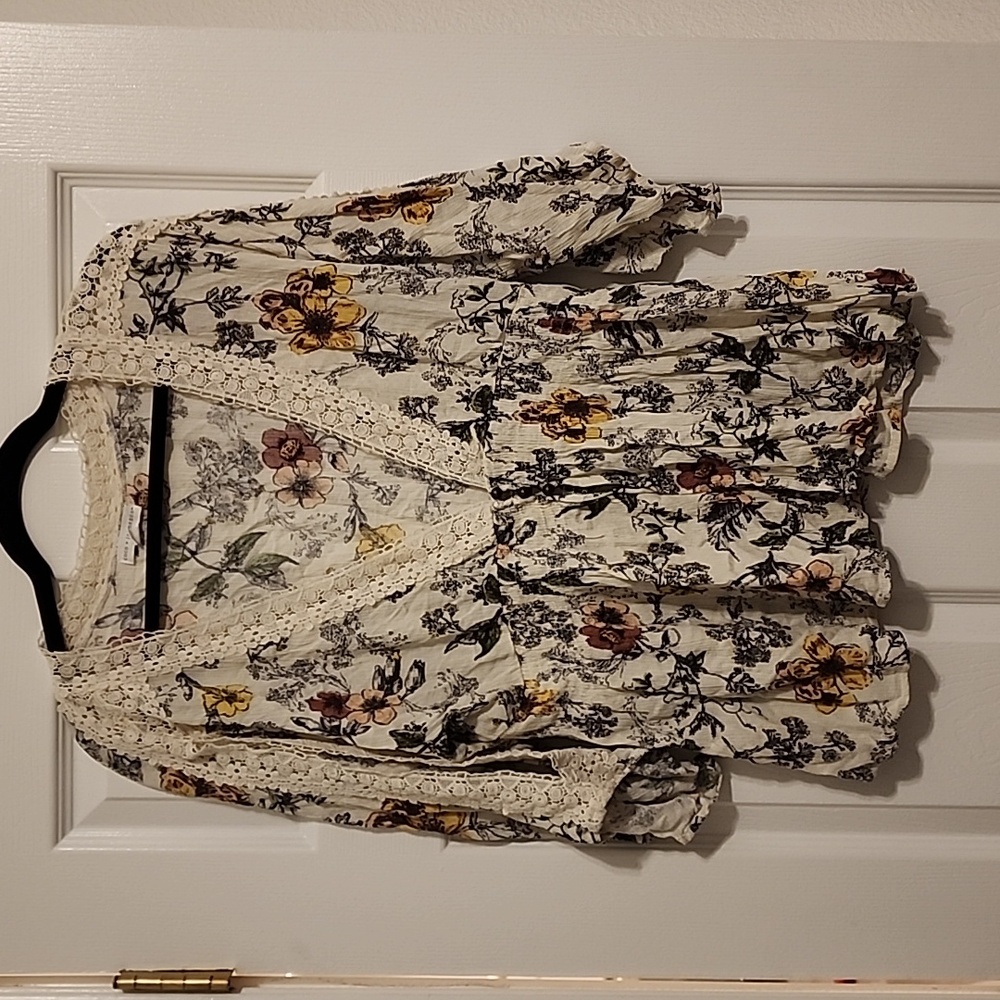 Buckle Coco + Jaimeson Kimono